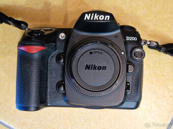 Nikon D200