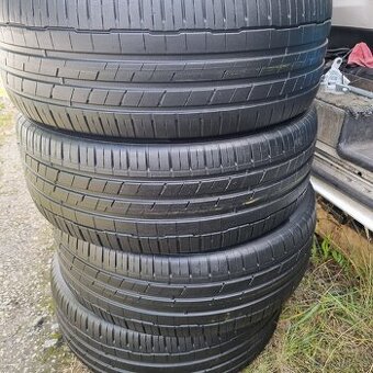 Hankook 235/45/20 4ks letní - 1