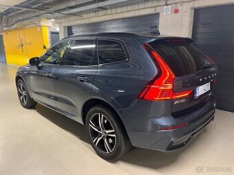 Volvo Xc60 B4 145Kw Facelift R-Design Virtual Head Up