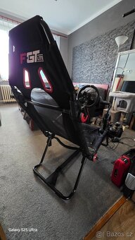 Prodám kompletní Volant Logitech 29_Sedačka Next Level..