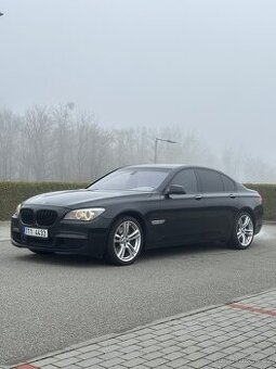 BMW 750i xDrive M-paket F01
