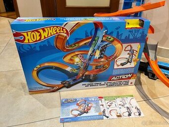 HOT WHEELS Věž Nebeské Kraksy