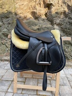 SKOKOVE SEDLO KENTAUR PERSEUS SP POSEDLI 17,5 KOMORA 2