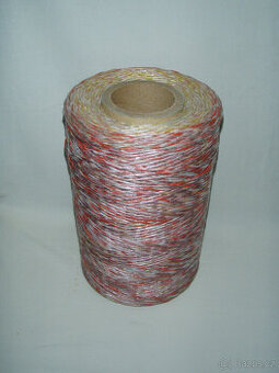 "NEPŘETRHNUTELNÝ" MOTOUZ - VELKÁ CÍVKA