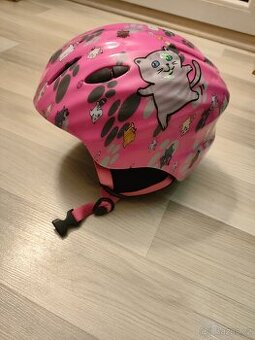 Dívčí lyžařská přilba/helma