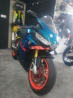 APRILIA RSV4 1100RR 2025 220ps NOVÝ MODEL