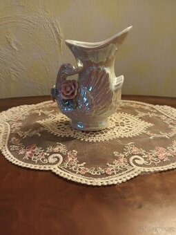 Retro porcelánová vázička ve tvaru labutě