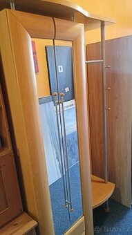 Předsíňová stěna.J 586/25.