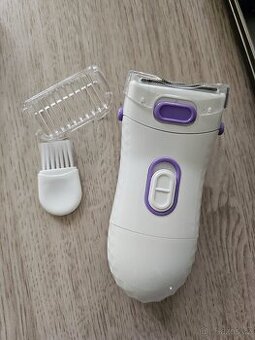 Holící strojek, depilátor