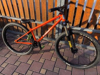 Freestyle kolo Author AG EXE, vidlice FOX.