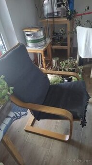 Polstrované křeslo