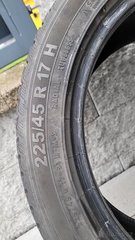 Zimní neboli celoroční pneumatiky 2ks celkem 500kč 500 Kč