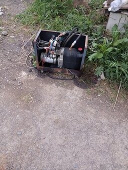 Hydraulická jednotka s rozvaděčem 24v