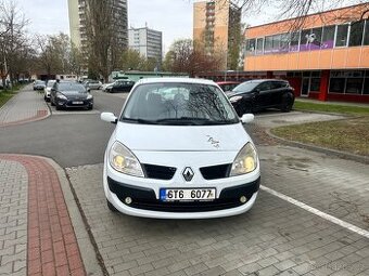Renault Mégane Scenic 1.5DCI 63kw, první registrace 2010