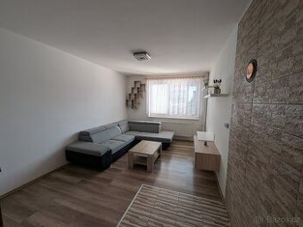 Pronájem bytu 2+1 58 m² Letonice