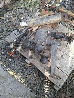 Zetor 6320. 6340. Víko hydrauliky