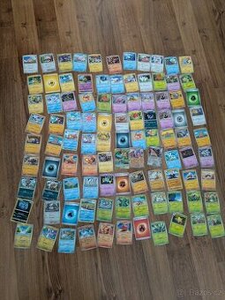 Pokémon karty 99 ks