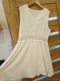 Letní bílé mini šaty - 1