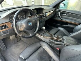 Dekor BMW 3er E90 E91 dřevo CIC