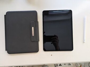 iPad Pro 4 (2022) | 11.0" | 2 TB | 16 GB | s příslušenstvím