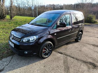 Caddy 1.6TDI 5míst, 2x šoupačky, nová STK