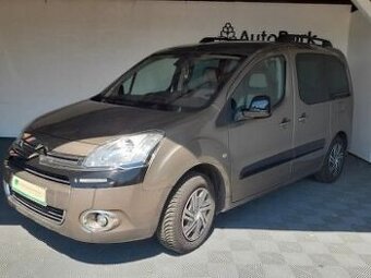 CITROEN BERLINGO 1.6 16V 2013 SERVISKA PANORAMA TAŽNÉ 8xKOLA