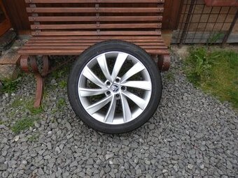 Sada kol ze Škoda Superb - Pegasus R18 -
