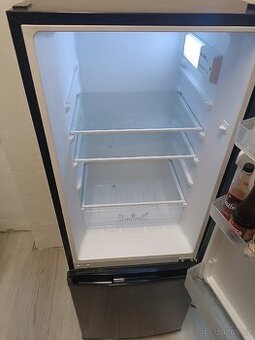 Lednička s mrazákem comfee
