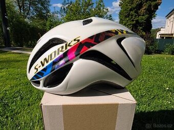 Prodám silniční helmu Specialized Evade