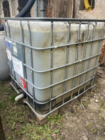Nádrž na vodu 1000l - IBC nádrž