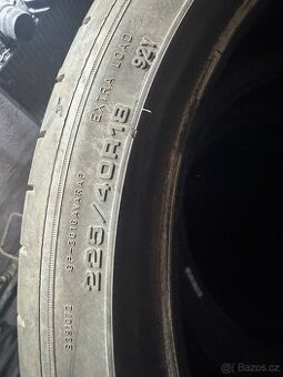 Goodyear eagle F1 225/40R18