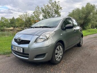 Toyota Yaris 1.3i 74kw 6kvalt, tažný , tK nova, cena