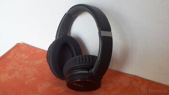 Sluchátka Sony