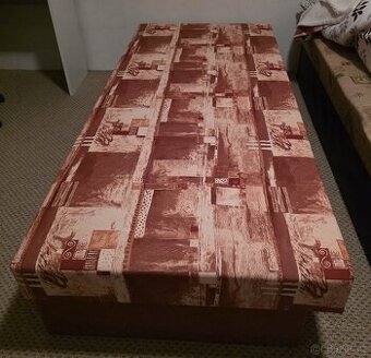 Jednolůžková postel 90 × 200 cm s úložným prostorem