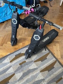 2 x E scooter Elektro kolobezka