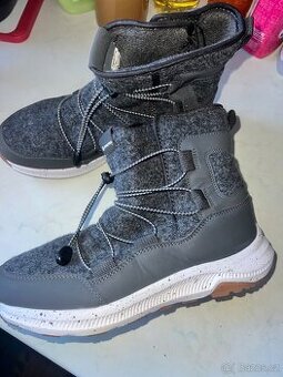 Dámské zimní boty vel 40