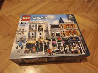 Lego 10255 shromáždění na náměstí