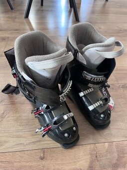 Lyzarske boty 24,5