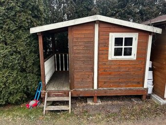 Dětský zahradní domeček