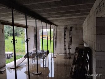 Zapůjčení stavebních stojek