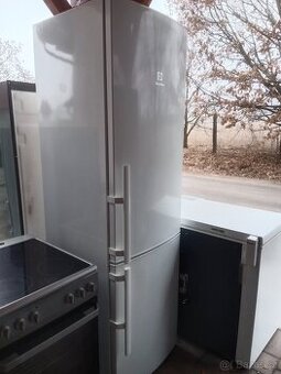 Lednice s mrazakem Elektrolux - 1