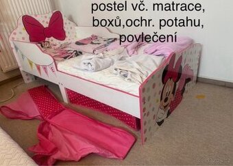 Dětská postel Minnie Mouse + příslušenství