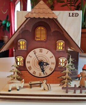 Hodiny vánoční svítící LED 20x18,5x13 cm