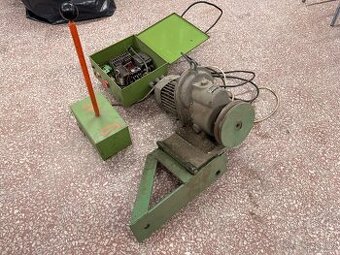 Elektromotor s převodovkou