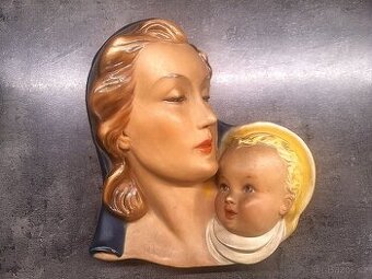 Starožitná keramická plastika Madony s Ježíškem