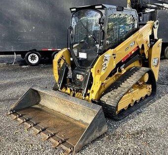 2025 Caterpillar 255 pásový smykem řízený nakladač