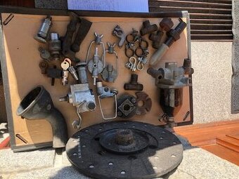 RŮZNÉ DÍLY NA ZETOR 3011 -