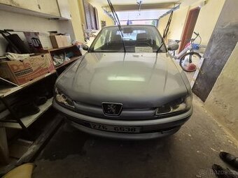 Peugeot 306
