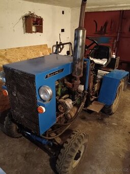 Traktůrek domácí výroby