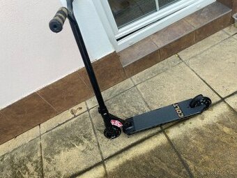 Freestyle koloběžka BLUNT Colt S4